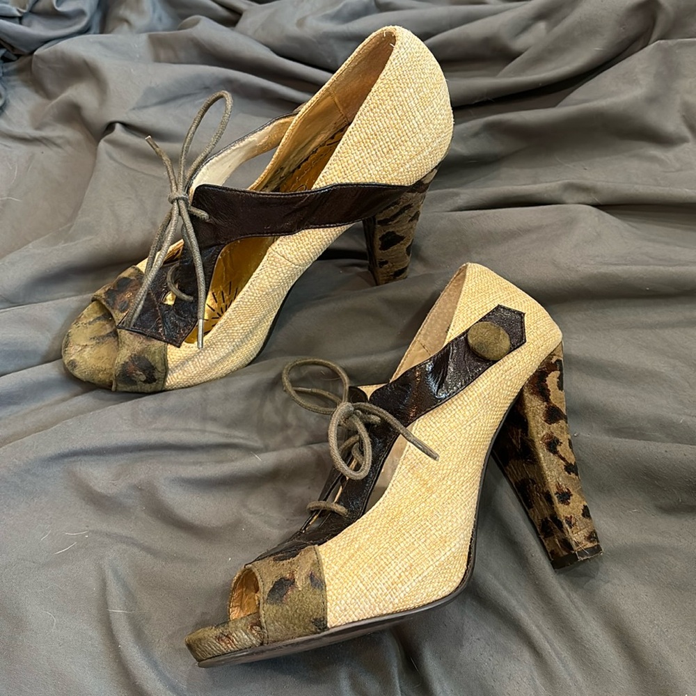 Vintage cheetah heels - naughty monkey